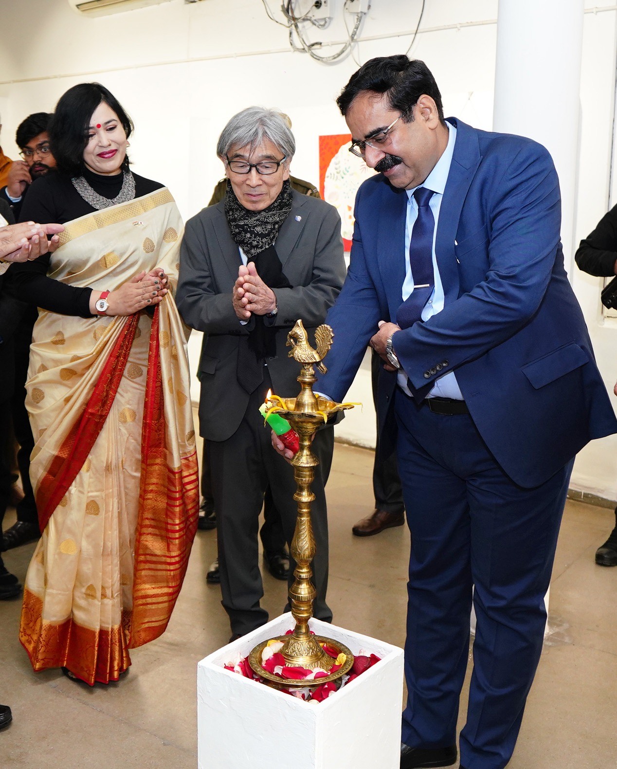 Opening of the "Beyond Japan Art Exhibition Tour" exhibition.